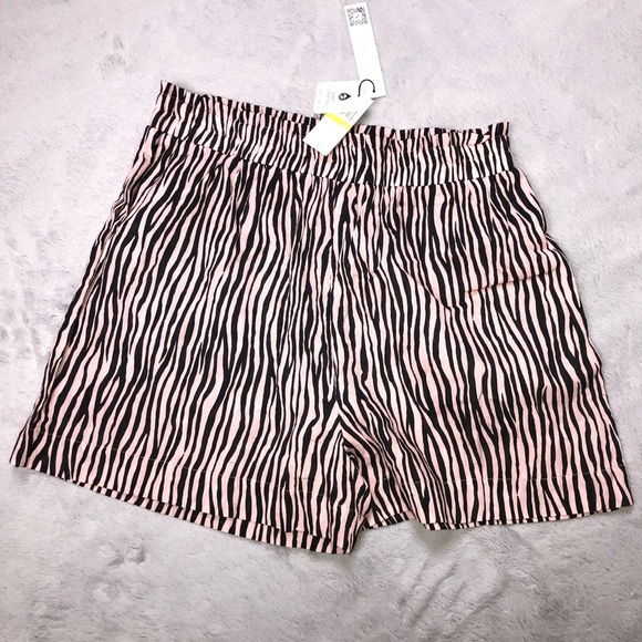 NWT Anthropologie Sanctuary Zebra Striped Shorts - Picture 3 of 8
